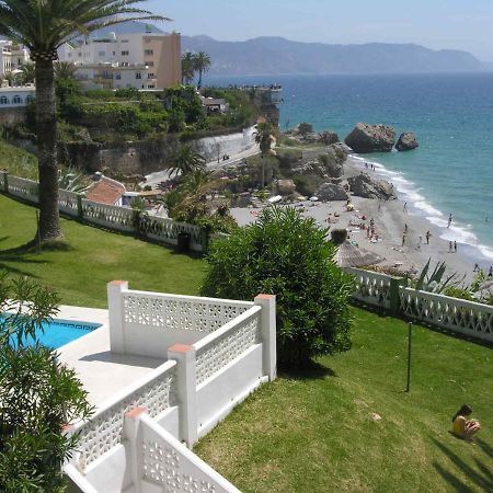 Acapulco Playa Bluewater Villas Nerja Exterior photo