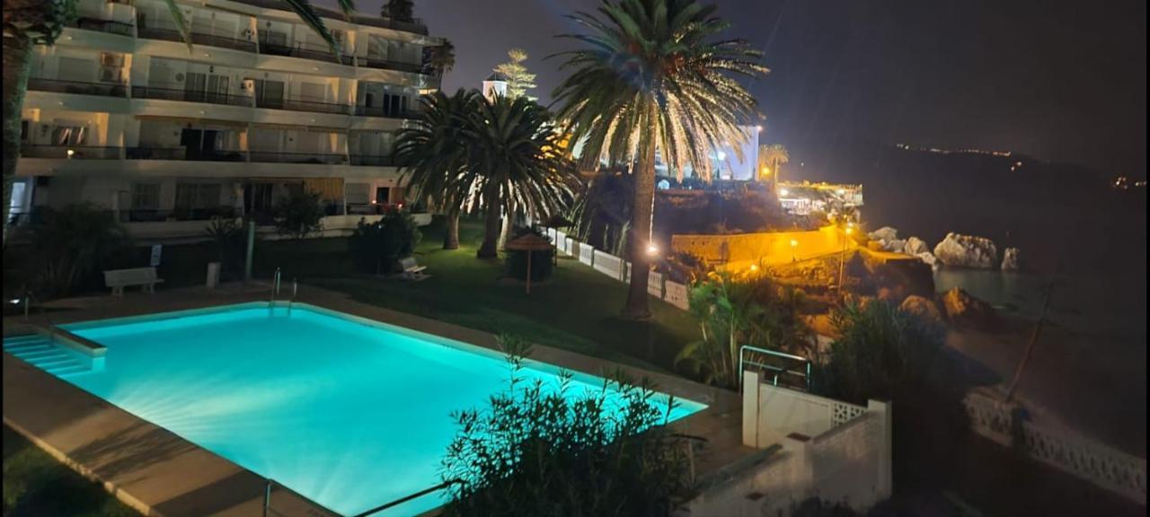 Acapulco Playa Bluewater Villas Nerja Exterior photo